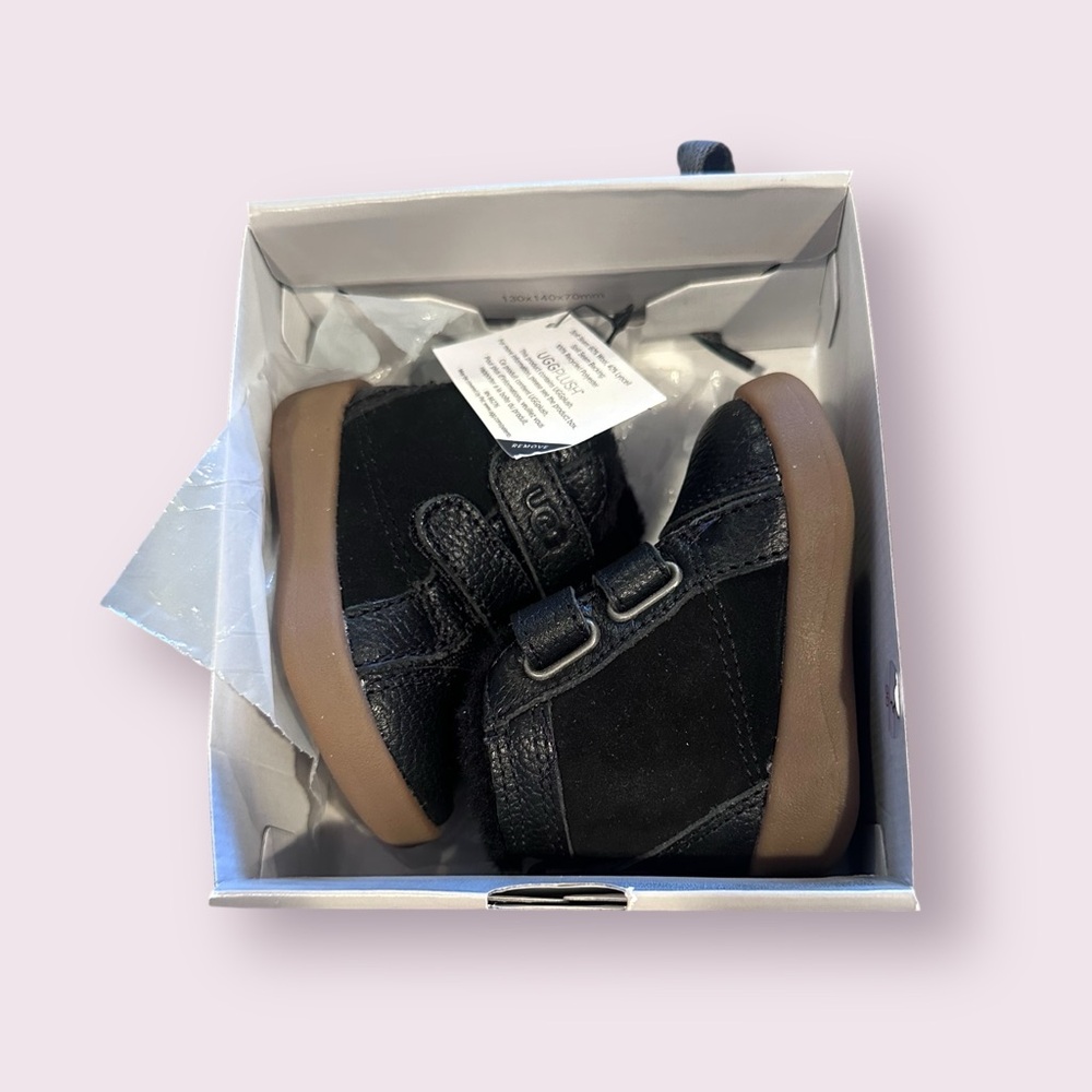 New In Box UGG Black Baby Rennon II Booties with Buckle Detail Size 0/1 - Picture 7 of 13